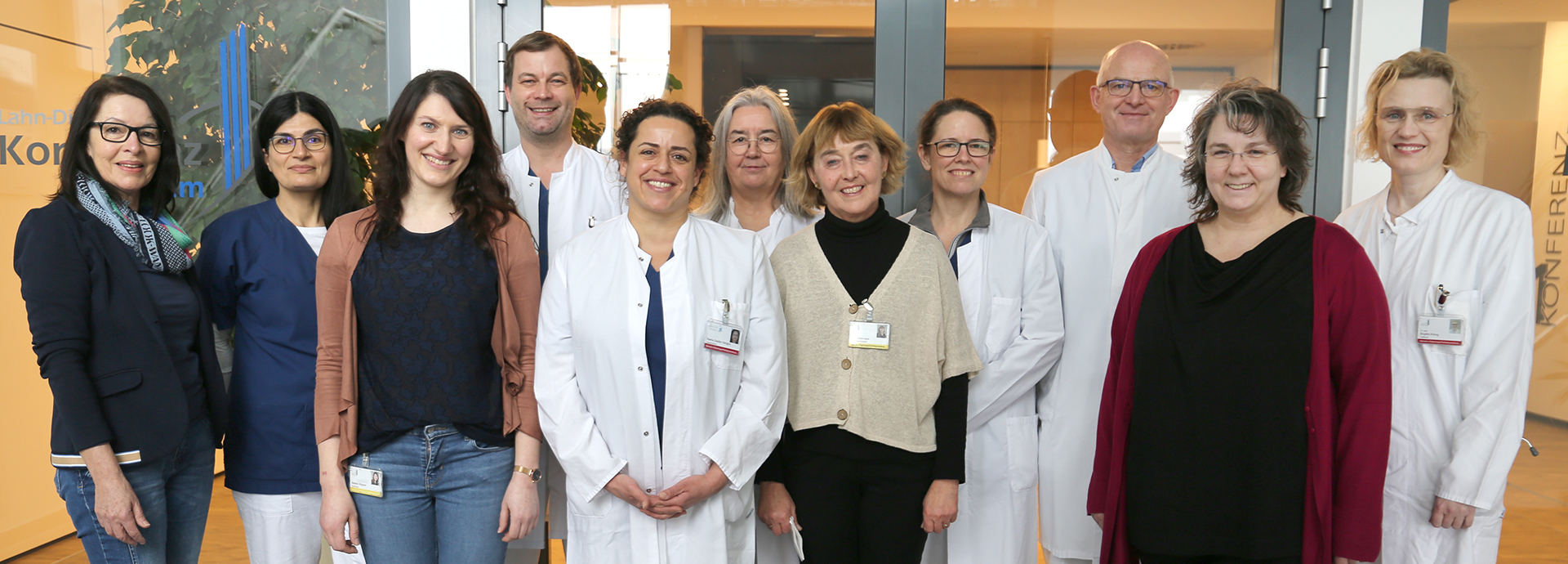 Teambild der Klinik für Hämatologie/Onkologie und Palliativmedizin