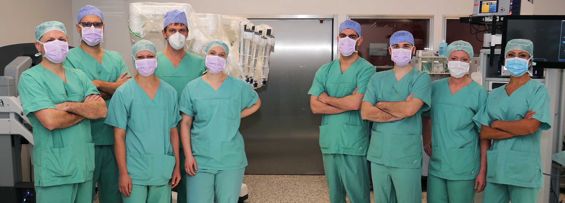 OP-Team der Urologie mit dem DaVinci-System