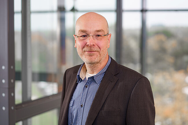 Portrait von Thilo Berger, stellvertretende Leitung IT-Abteilung.